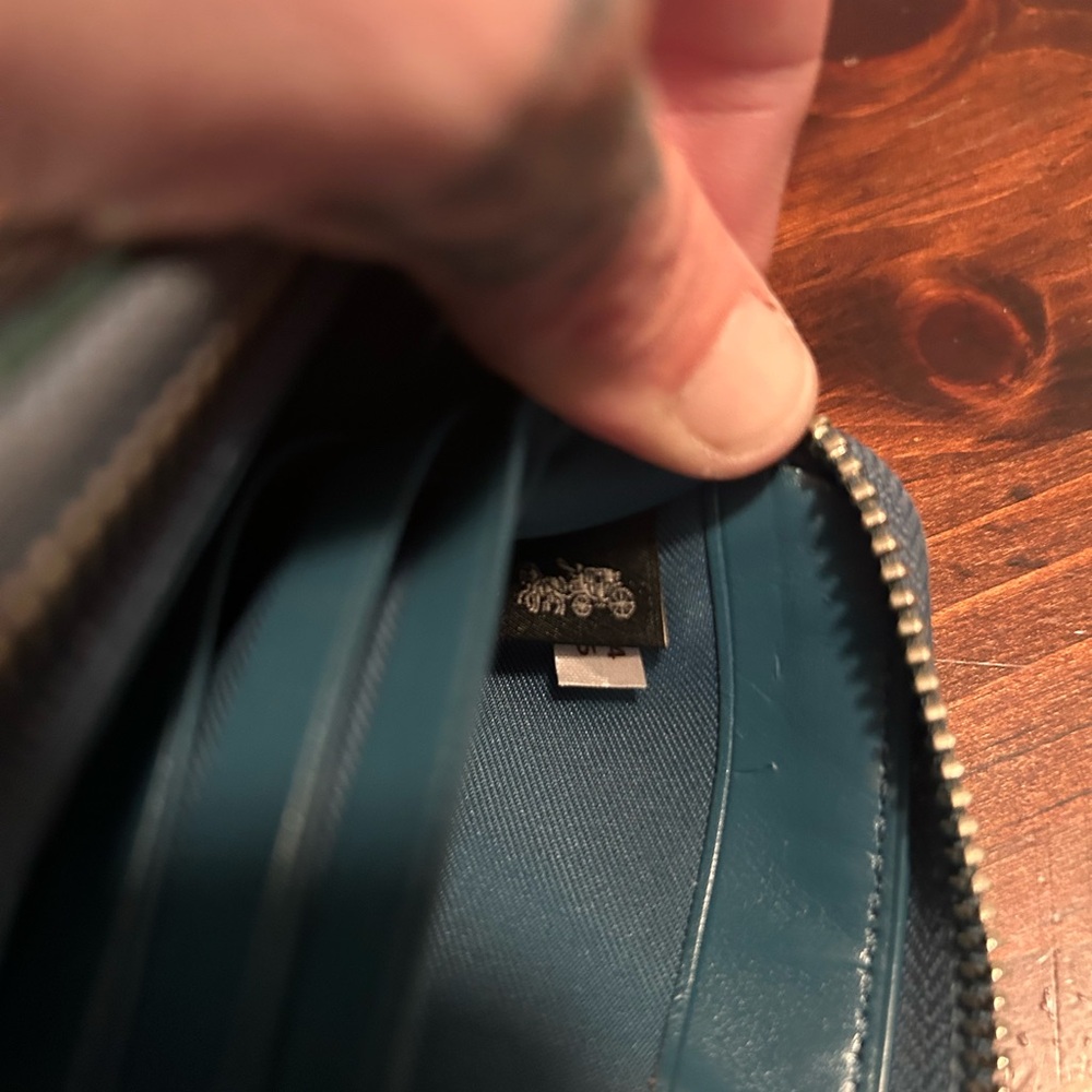 Coach wallet - Picture 6 of 8